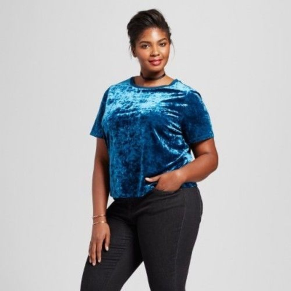 Ava & Viv Women's Velvet T-Shirt